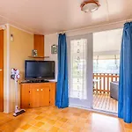 Holiday home Mobilhome Bord De Mestras